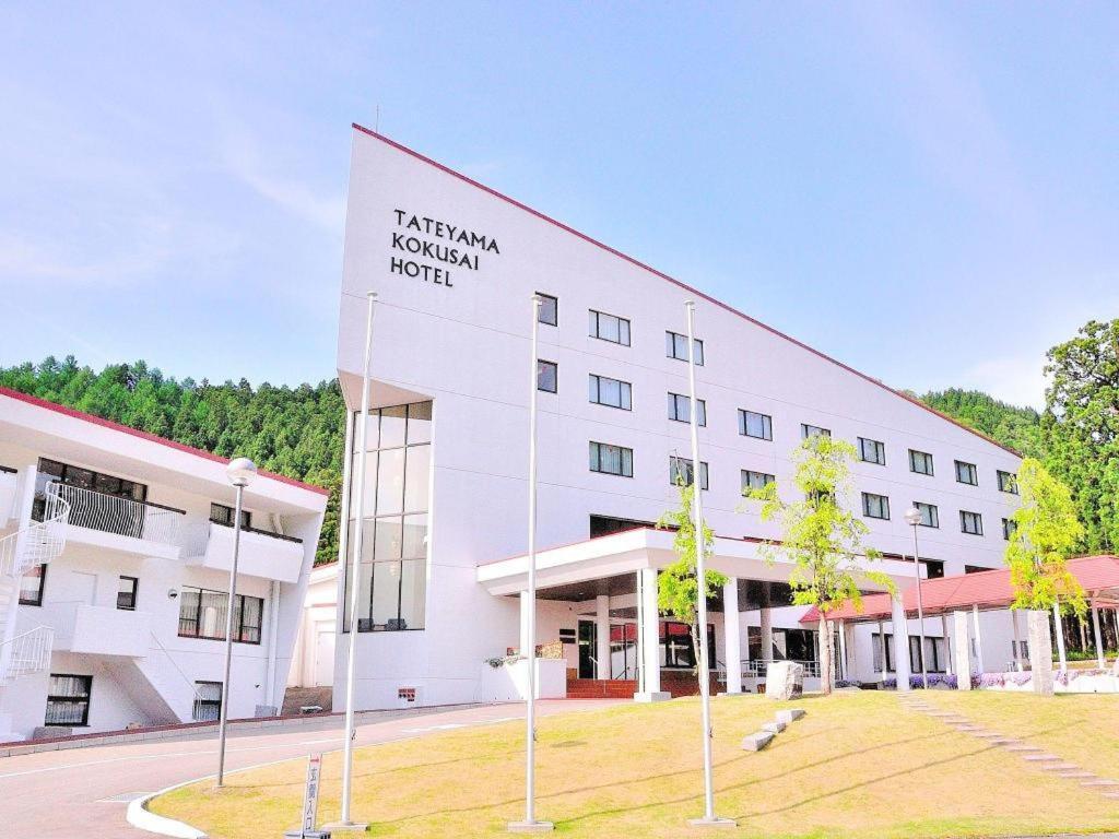 Tateyama Kokusai Hotel Toyama Station Екстериор снимка