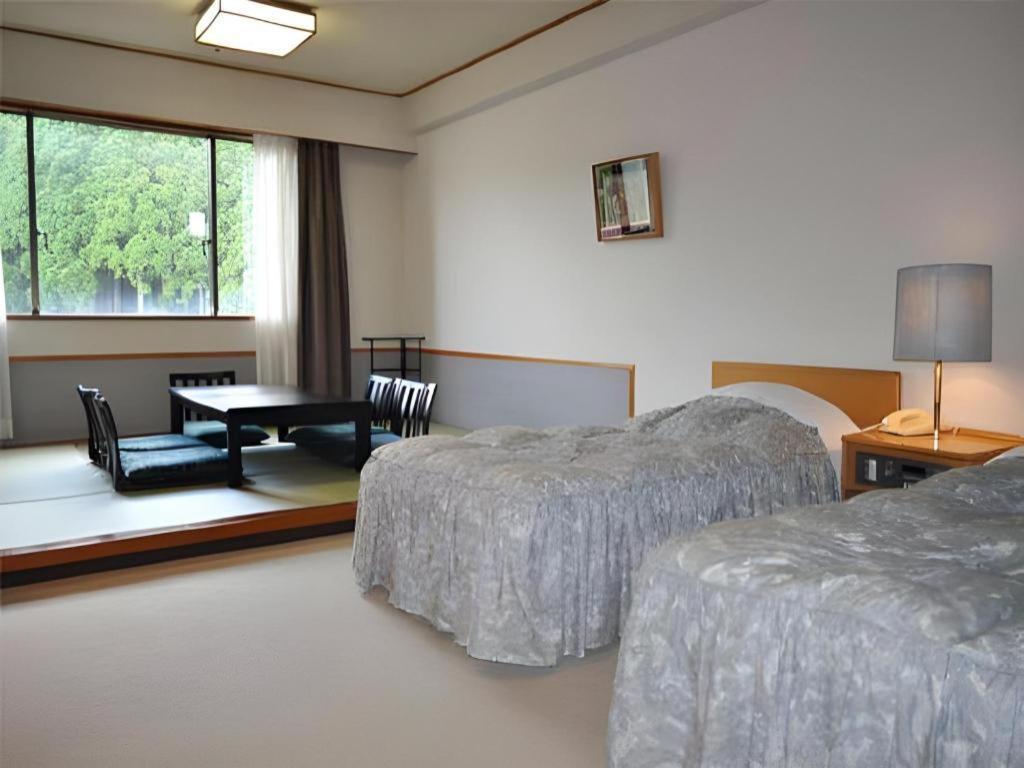 Tateyama Kokusai Hotel Toyama Station Екстериор снимка