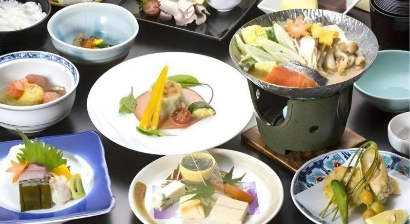 Tateyama Kokusai Hotel Toyama Station Екстериор снимка