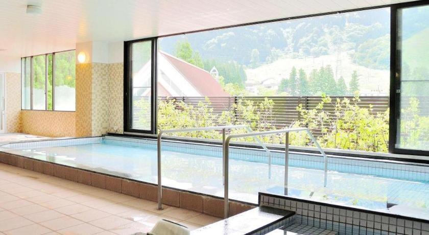 Tateyama Kokusai Hotel Toyama Station Екстериор снимка